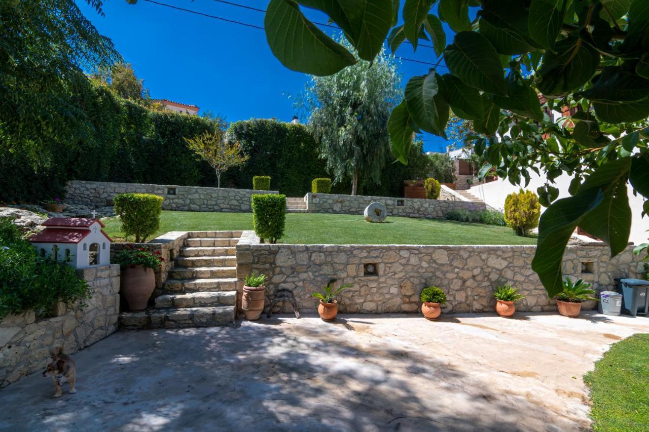 Alia Stone Villa-Ideal For Families-Heated Pool Nohia 외부 사진