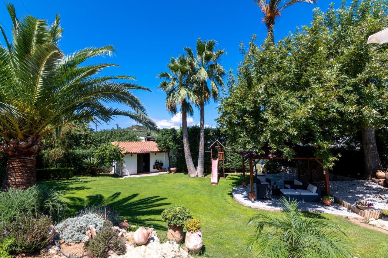 Alia Stone Villa-Ideal For Families-Heated Pool Nohia 외부 사진