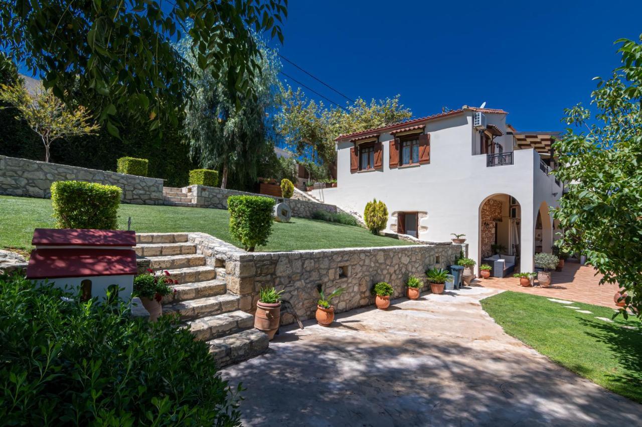 Alia Stone Villa-Ideal For Families-Heated Pool Nohia 외부 사진