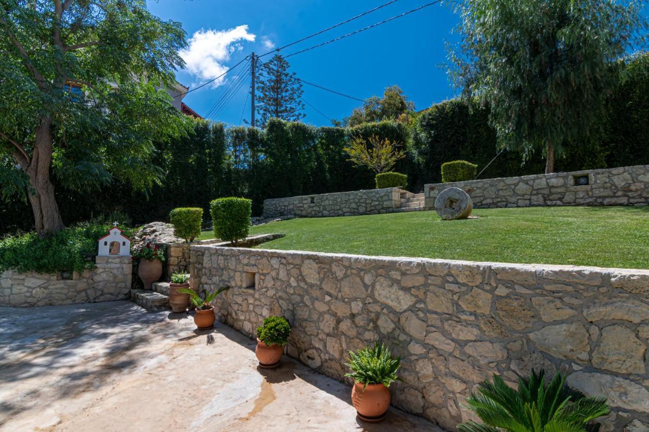 Alia Stone Villa-Ideal For Families-Heated Pool Nohia 외부 사진