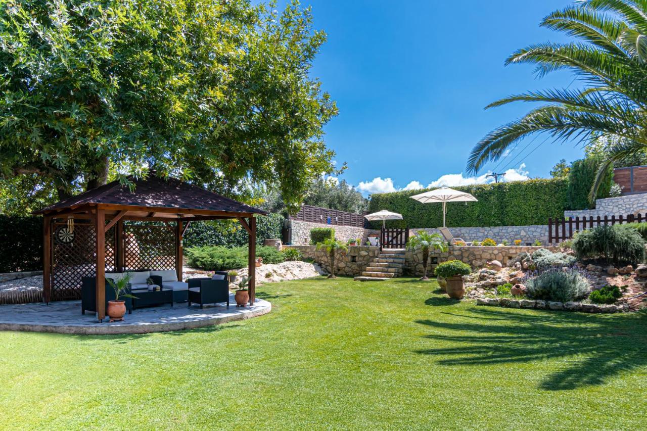 Alia Stone Villa-Ideal For Families-Heated Pool Nohia 외부 사진
